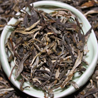 批发云南普洱茶古树茶 西半山 生茶 散茶 茶叶厂家直销